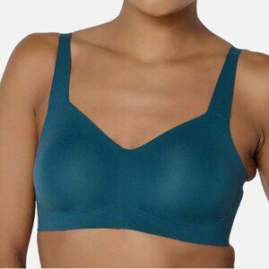 Evelyn & Bobbie Beyond Seamless Wirefree Bra  Size Large